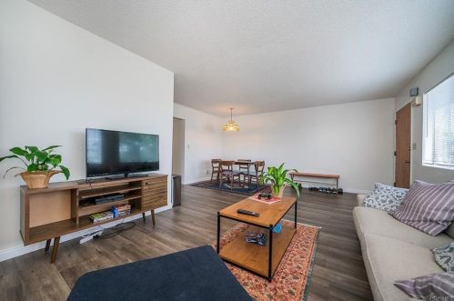 1447 Windsor Rd, Glendale CA  91205-2767 exterior