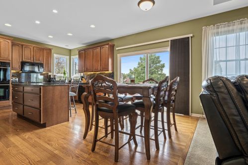 816 Mark Ln, Pingree Grove IL  60140-8278 exterior