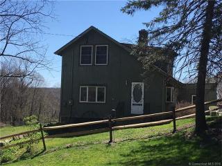 57 Woods Edge Rd, Bethlehem, CT 06751-1004