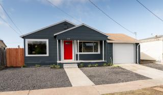 1433 Monterey St, Richmond, CA 94804-4944
