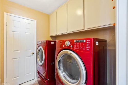 4222 Pondhill Ct, Riverside CA  92505-3464 exterior