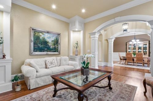 5850 Garber Dr, Atlanta GA  30328-5151 exterior