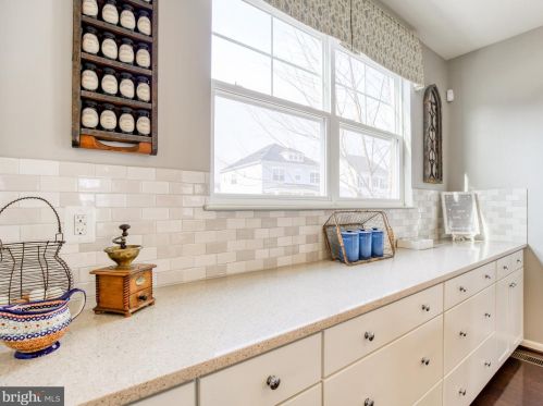 395 Lord Fairfax St, Charles Town WV 25414-2529 exterior