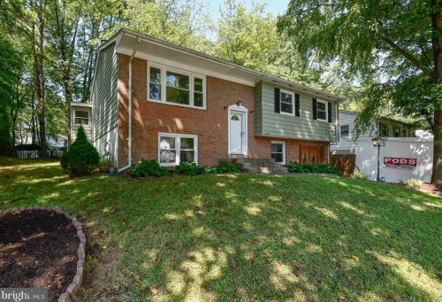 13222 Delaney Rd, Woodbridge, VA 22193-4923