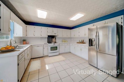 260 Bowen St, Stockbridge, GA 30281-3529