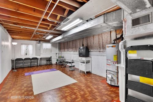 864 Burning Trl, Carol Stream IL  60188-9190 exterior