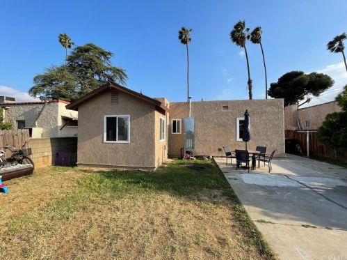 2061 Marlborough Ave, Riverside CA  92507-2039 exterior