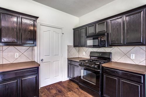 9885 Willowick Ave, Fort Worth TX  76108-4810 exterior