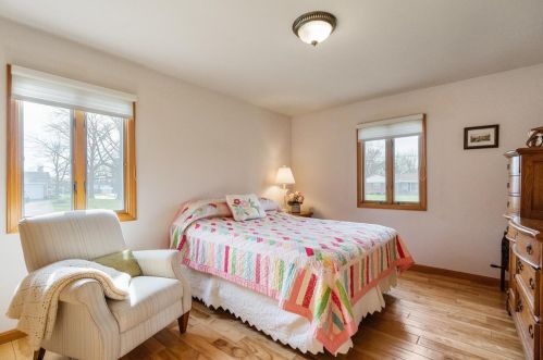 9146 Fidelis Dr, Cincinnati OH 45242-7431 exterior