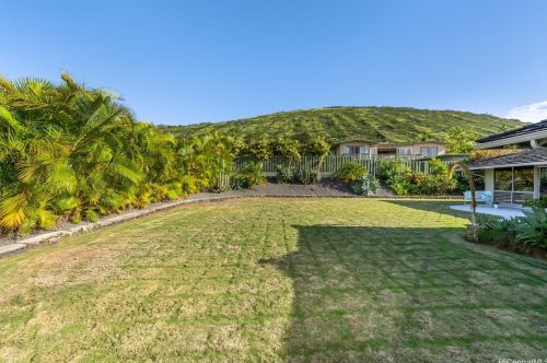 80 Makaweli St, Honolulu HI  96825-2147 exterior