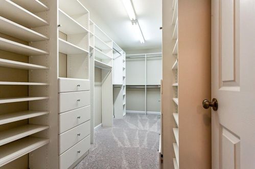 755 Glenridge Close Dr, Atlanta GA  30328-3476 exterior