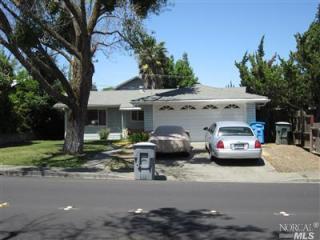 268 Markham Ave, Vacaville, CA 95688-2315