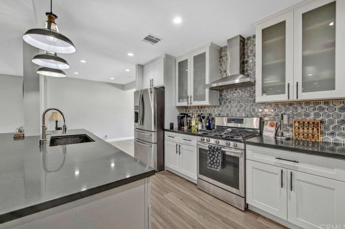 233 Tudor St, Covina, CA 91722-2850