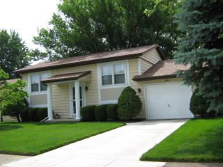 208 Walnut Valley Dr, Springfield, IL 62707-8526