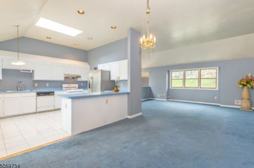 73 Van Nostrand Ave, Dover NJ  07801-4810 exterior