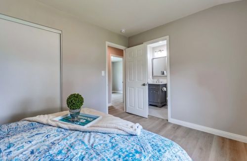 8505 Via Norte Dr, Riverside CA  92503-7822 exterior