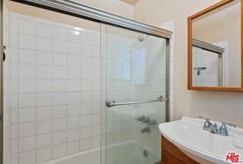 1220 Adams St, Glendale CA 91206-3486 exterior