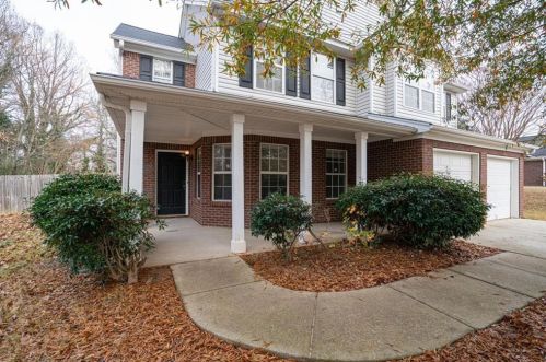 3587 Hill Pond Dr, Buford, GA 30519-7331