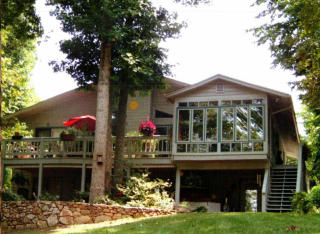 254 Buck Run Dr, Scruggs, VA 24121-3268