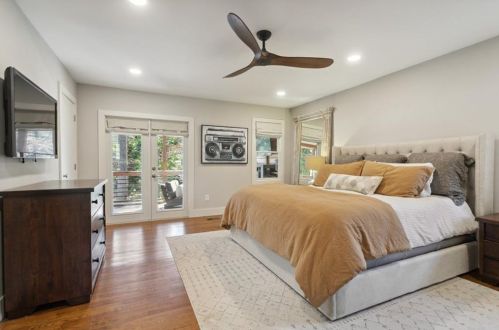 1615 Fama Dr, Atlanta GA  30329-3311 exterior