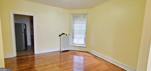 1624 Edgewood St, Philadelphia PA  19151-3911 exterior