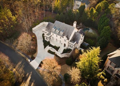 5620 Claire Rose Ln, Atlanta, GA 30327-4857