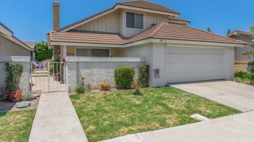 31 Sparrowhawk, Irvine, CA 92604-3225