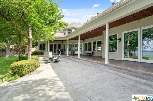 908 Cres Dr, Morgans Point TX 76513-6722 exterior