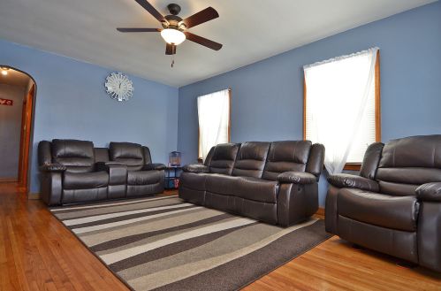 303 21st Ave, Ottawa, IL 61350-3719