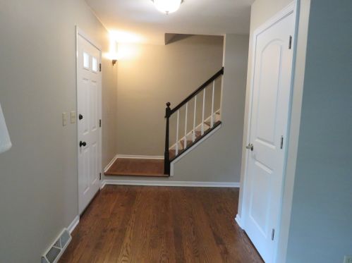 2214 Gleneagles Dr, Naperville IL  60565-3131 exterior