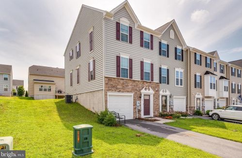92 Norwood Dr, Falling Waters, WV 25419-0060