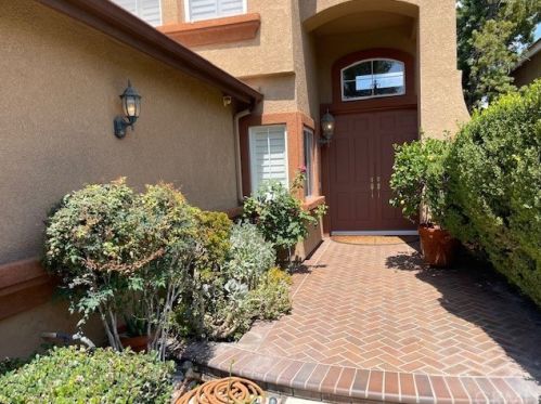 8765 Garden View Dr, Anaheim CA  92808-1669 exterior