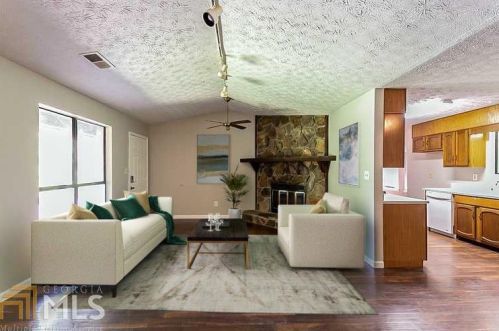 80 Burnt Hickory Ct, Stockbridge, GA 30281-2749