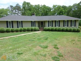 286 Golfview Dr, Hartwell, GA 30643-4764