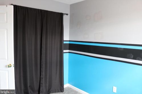 204 Walnut St, Hanover PA 17331-2534 exterior