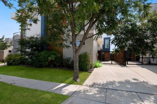 315 Templeton Dr, Fort Worth, TX 76107-1929