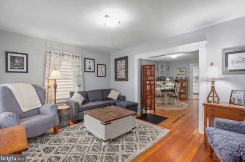 608 Shepherd St, Fredericksburg, VA 22401-5637