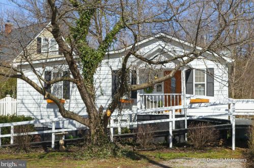 621 Mordington Ave, Charles Town, WV 25414-1423