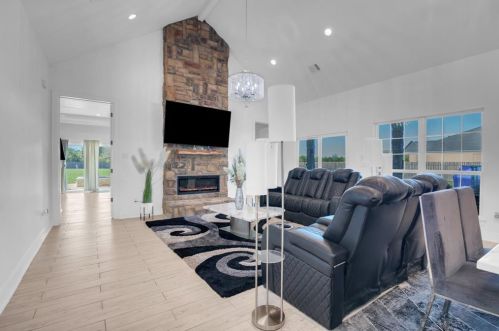 6210 Canvasback Ln, Richmond TX 77471-7505 exterior