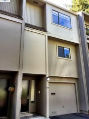 1016 Sahara Ct, Hayward, CA 94541-4623