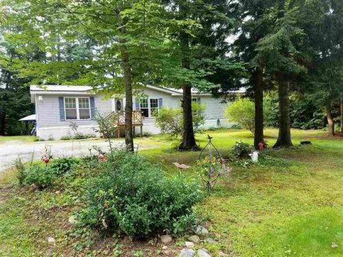 22 Trapper Rd, Ellsworth, NH 03223-4741