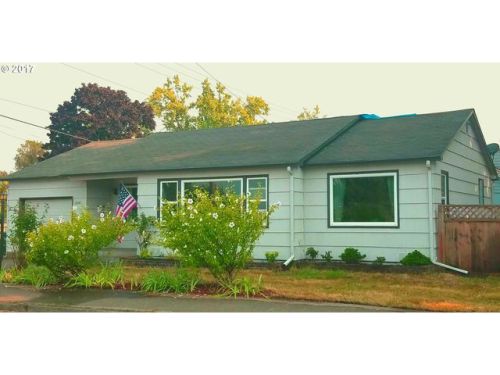 2061 J St, Springfield OR  97477-4252 exterior