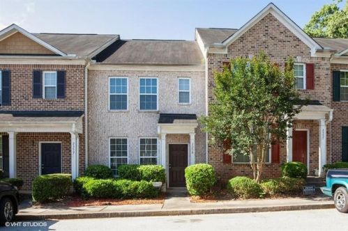 2358 Bayrose Cir, Atlanta, GA 30344-1698