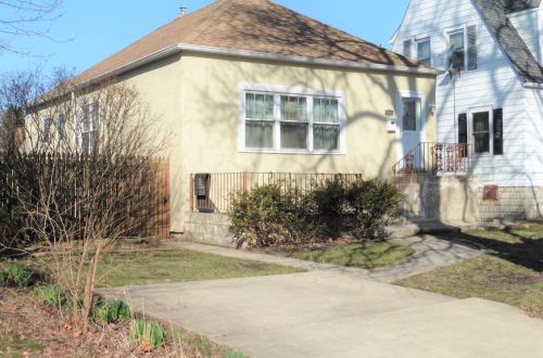 7412 Madison Ave, Hammond, IN 46324-2612