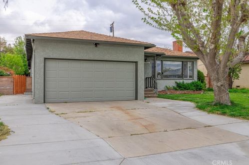 44426 Lowtree Ave, Lancaster CA  93534-2918 exterior