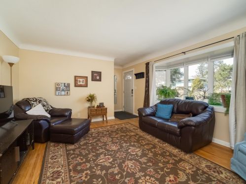 1468 Centennial Dr, Saint Paul, MN 55113-1724