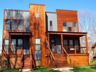 1316 Darrow Ave, Evanston, IL 60201-4020