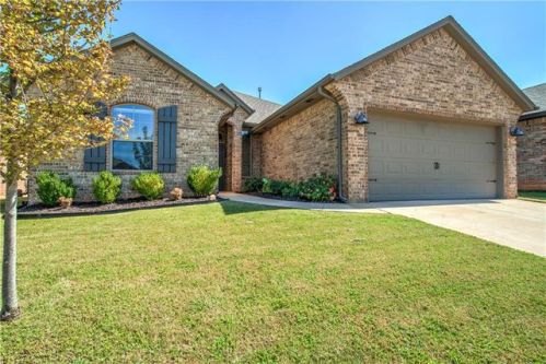 16408 Iron Fire Ct, Edmond, OK 73013-5848