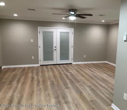 98 Friendship Ct, Tinton Falls NJ  07701-5406 exterior