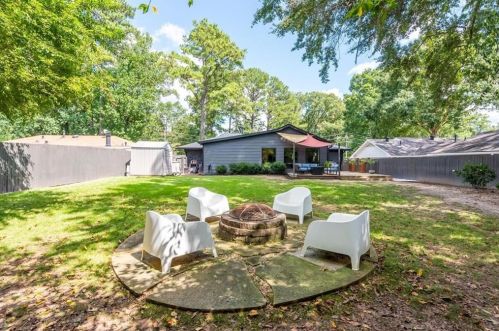 2334 Cortez Way, Atlanta GA  30319-3914 exterior